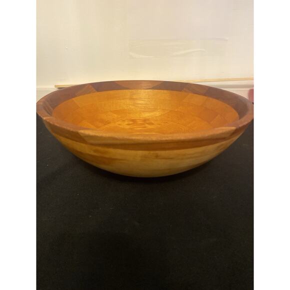 Unbranded Other - Wood Dough Bowl. It’s Approx 13 1/2 Wide X Approx 4 1/2 Deep From The Middle.